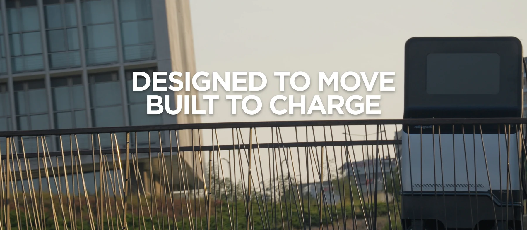 ChargeBot — Hareket etmek için tasarlandı, şarj etmek için üretildi